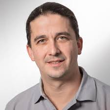 Manuel Rose (Dentpoint): 'Tandartsen moeten denken: Wow, gaaf om daar te  werken'