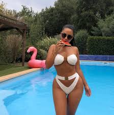 #sponsorisé je craque toujours pour la marque @foly.fring : Milla Jasmine On Instagram Happy Summer Swimwear By Meshki Bikini Whitebikini Twopieces Maillotdebain White Tanline Brunette Curvywomen Curvy