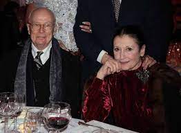 Dalla vita privata alla carriera nata il 20 agosto del 1936 sotto il segno del leone, carla fracci è una ballerina italiana nonché icona. 1rd6d5snte75dm