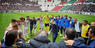 Sakaryaspor logosu, isimde yer alan s harflerinin sembolize edilmesiyle oluşturulmuştur. Anf Spor Yazarlari Hukumetin Dili Futbola Da Yansiyor