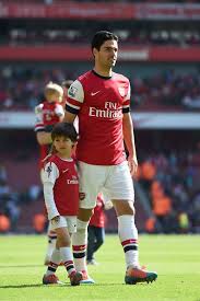 View the player profile of midfielder mikel arteta, including statistics and photos, on the official website of the premier league. Mikel Arteta With Son Gabriel Mikel Arteta Arsenal Football Club Arsenal Players