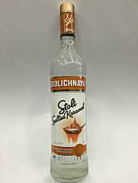 Saldus karamelės skonis suderintas su švelniu druskos sūrumu. Stolichnaya Salted Karamel Vodka Quality Liquor Store