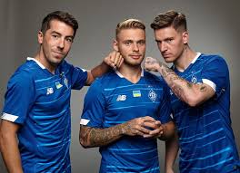 The shirt is accompanied by dark green shorts and socks. Dynamo Kiev 2020 21 New Balance Away Kit Dynamokiev Nbfootball Dynamo Kyiv Football S New Balance Sport Fashion
