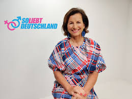 Последние твиты от claudia obert (@claudiaobert61). Claudia Obert Janine Pink Matthias Mangiapane Und Weitere Promis Lassen Verbal Die Presseportal
