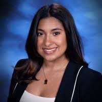 Aileen Baez's Instagram, Twitter & Facebook