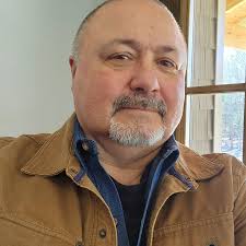 Kirk Daigle's Instagram, Twitter & Facebook