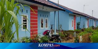 Sebagai menghargai jasa dan bakti anggota perkhidmatan awam, sukacita kerajaan mengumumkan bantuan khas kewangan 600 ringgit untuk kakitangan awam gred 56 dan ke bawah. Pemerintah Akan Beri Rp 15 Juta Untuk Masyarakat Miskin Yang Punya Rumah Tak Layak Huni