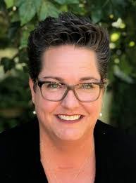 Melissa Sidebotham's Instagram, Twitter & Facebook