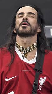 Tributo a Diogo Jota en concierto de Black Sabbath