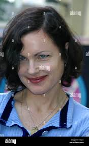 Elizabeth wallace hi-res stock photography and images