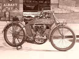 The 1914 Flescher Flyer Was Built In Omaha Nebraska By Louis Flescher This One Of A Kind Motorcycle Is Still Vintage Bikes Classic Motorcycles Classic Bikes