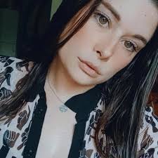 Nadine Cotton vit un véritable cauchemar. Elle est à la tête d'un refuge  @les_ptitspoilus_dlagrotte à Saint- Christophe (Savoie) qui accueille une  centaine de lapins victimes d'actes de malveillance.…