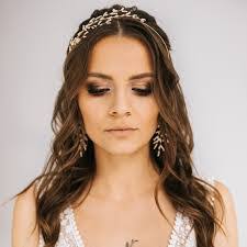 Adriana Palhares's Instagram, Twitter & Facebook