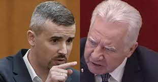 Videóval: Jakab Péter elnémításával fenyegetőzött a levezető elnök, amikor  a pártelnök kimondta ezt