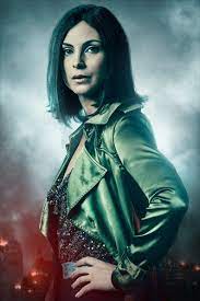In 2019, she played a psychologist on the brazilian tv series sessão de terapia (therapy session), her first production role in her homeland. Lee Thompkins Gotham Wiki Fandom