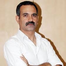 Working with Anurag was pure magic: Manish Chaudhari