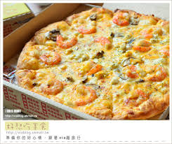 必勝客股份有限公司（英語：pizza hut, inc.，簡稱：必勝客，英語：pizza hut，國際音標：ˈpiːt.sə ˌhʌt）是美国著名的披萨連鎖餐廳。 截至2018年12月31日，必胜客在全球拥有18431家餐厅，使其成为世界上最大的披萨连锁店。它是百胜餐饮集团的子公司。. Pizza Hutå¿…å‹å®¢ å¥½åƒpizzaæŽ¨è–¦ èµ·å¸å…­é‡å¥ å¤§è¦å¹²è²å£å'³ å…¨æ–°ç™»å ´ Via Sæ—…è¡Œæœ­è¨˜ æ—…éŠç¾Žé£Ÿéƒ¨è½æ ¼