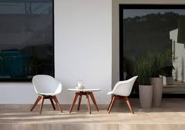 la table de balcon n a jamais ete aussi canon elle decoration mobilier design salon de jardin design table de balcon