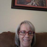 Lynette Hutton's Instagram, Twitter & Facebook