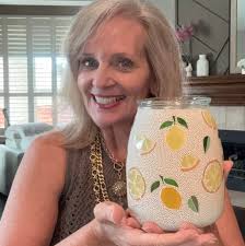 Our newest listing in Lantana. Who's looking for a cute one Story? We  actually have two. Check this new listing out and call us to see any  Lantana home. 940-448-0289