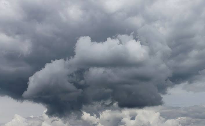 Venti di burrasca e temporali isolati: è ancora allerta gialla nel Foggiano