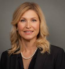 Loretta Brownlee's Instagram, Twitter & Facebook