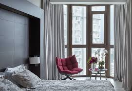 Mulai dari furniture, perabot, cat dinding, hiasan, dekorasi, pencahayaan jadi wajar saja kalau desain kamar tidur romantis ini banyak diterapkan pada kamar tidur pasangan suami istri ataupun pasangan pengantin baru. 10 Desain Kamar Tidur Di Rumah Mungil Buat Yang Baru Nikah