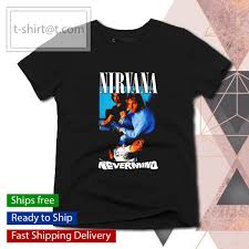I have the same shirt and no, the front just says nirvana nevermind. Vintage 1992 Nirvana Nevermind Shirt