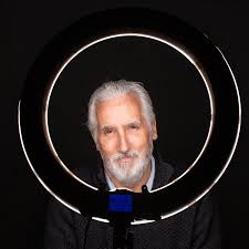 How To Use A Photography Ring Light In Unconventional Ways