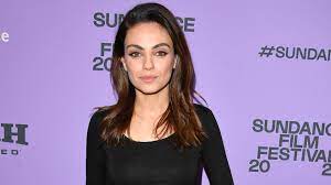 Мила кунис (mila kunis), урождённая милена марковна кунис (укр. Mila Kunis Ashton Kutcher Share Their Take On Bathing Kids If You Can See The Dirt Clean Them Access