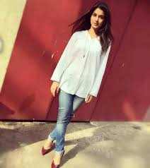 Jennifer Winget Biography Age Family Net Worth In 2020 In 2020 Jennifer Winget Fashion Indian Tv Actress