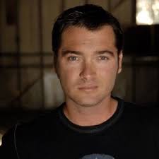 Tom Curtain biography