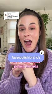 Prevent Bubbles When Painting Your Nails with Tips