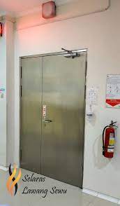 Harga pintu kamar mandi yang ditawarkan oleh pasar cukup bervariasi mulai dari yang paling murah hingga yang mahal sekalipun, namun harga pintu bukanlah hal utama dalam menentukan keindahan. Pintu Timbal Pintu Otomatis Semarang