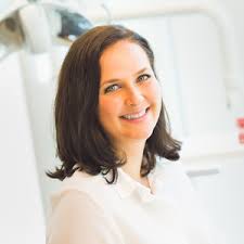 Kieferorthopädie Zahnspange Ergoldsbach Landshut Dr. Podolsky