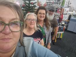 Vanessa, Craig and the team from Apple Patch want to wish you a very Happy  Christmas and thank you all for your support over the last 12 months and  can't wait to