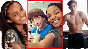 4 142 906 tykkäystä · 228 154 puhuu tästä. How Much Is China Anne Mcclain Worth