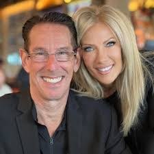 Rachel Wines's Instagram, Twitter & Facebook