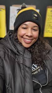 I went in to work today for the 1st time since I broke my foot  approximately 6 weeks ago. It's been a rough week for me, and my Bestest  Friend @thundakat99 knew that. Even though she is thousands of ...