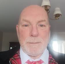 Can we pay by card in Thailand?