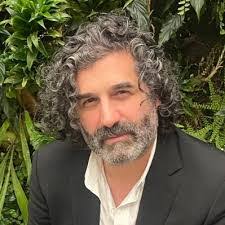 Lisa Isola's Instagram, Twitter & Facebook