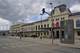 Pölten hbf (zug) zu den stationen linz central station (train). Datei 13 04 13 St Poelten Bahnhof 201 Jpg Wikipedia