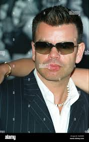 PAUL OAKENFOLD SWORDFISH FILM PREMIERE SWORDFISH FILM PREMIER WESTWOOD LOS  ANGELES USA 04 June 2001 Stock Photo