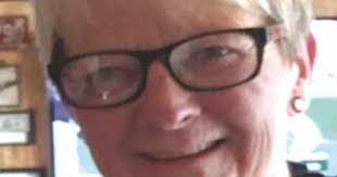 Cheryl Stutzman's Instagram, Twitter & Facebook