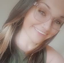 We caught up with Molly Grantham to see what her ideal evening at Light the  Knights is like! 🎄✨⛸️🏙️ Join us this weekend for more holiday fun at  Light the Knights presented