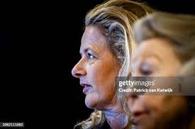 839 Mabel Wisse Smit Photos Stock Photos, High-Res Pictures, and Images