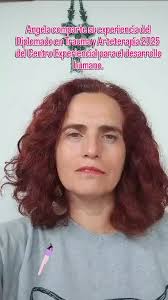 Estudia Arte Terapia con Nosotros ESPACIOCREA Centro de Formación en Arte  Terapia Nace el 2006, dedicado a formar Arte Terapeutas de excelencia  Académica y Humana. Desde nuestros inicios dictamos constantemente cursos,  talleres,