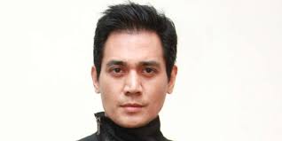 Tak Pernah Muncul Lagi, Begini Penampilan Terbaru Tyo Mantan Drummer Dewa  19