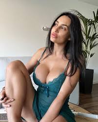 Demidova Helenka в X: „Sometimes the question comes to mind: Am I doing  everything right? 🤔 t.coCOMOHcoAvO“  X