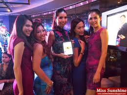 Maybe you would like to learn more about one of these? Sunshine Kelly Beauty Fashion Lifestyle Travel Fitness Samsung Galaxy Tab 7 7 Officially Unveiled In Malaysia With American Express
